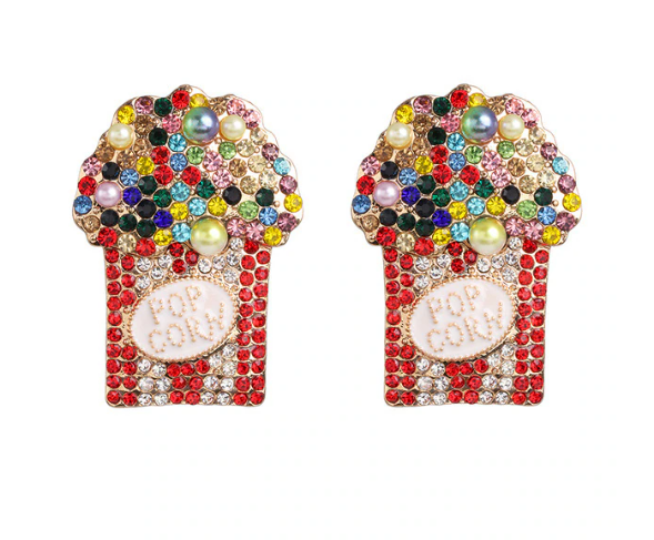 These unique popcorn earrings will add pizzazz to any outfit while keeping you in the spirit of the night.