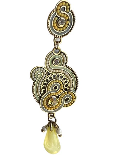 Lemon combination of beads and crystal in a pendent statement earring.