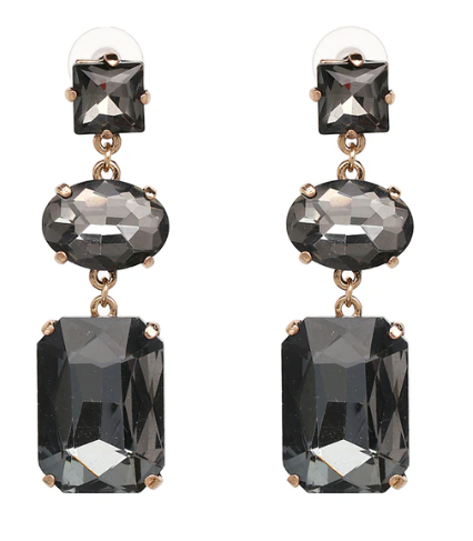 Rock our Geo black shimmering dangle crystal-drop statement earrings for a trend-right, no-fuss look. Comes in a gorgeous pouch!
