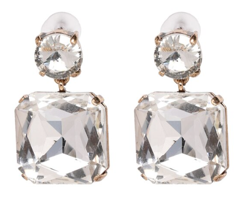 Exhibit effortless elegance with our Myra crystal drop earrings—each one tantalizingly packaged in a swanky Entire Me pouch!