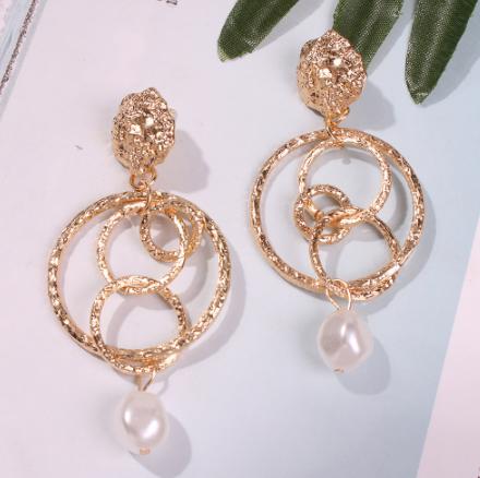 Statement pearl and gold drops at their finest. 