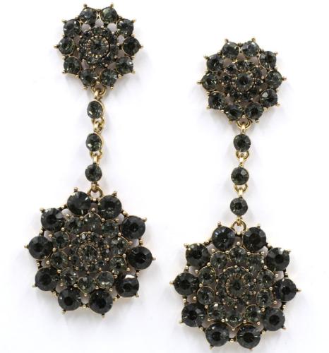 An oversized crystal encrusted double drop. Perfect for a glamorous night out. 