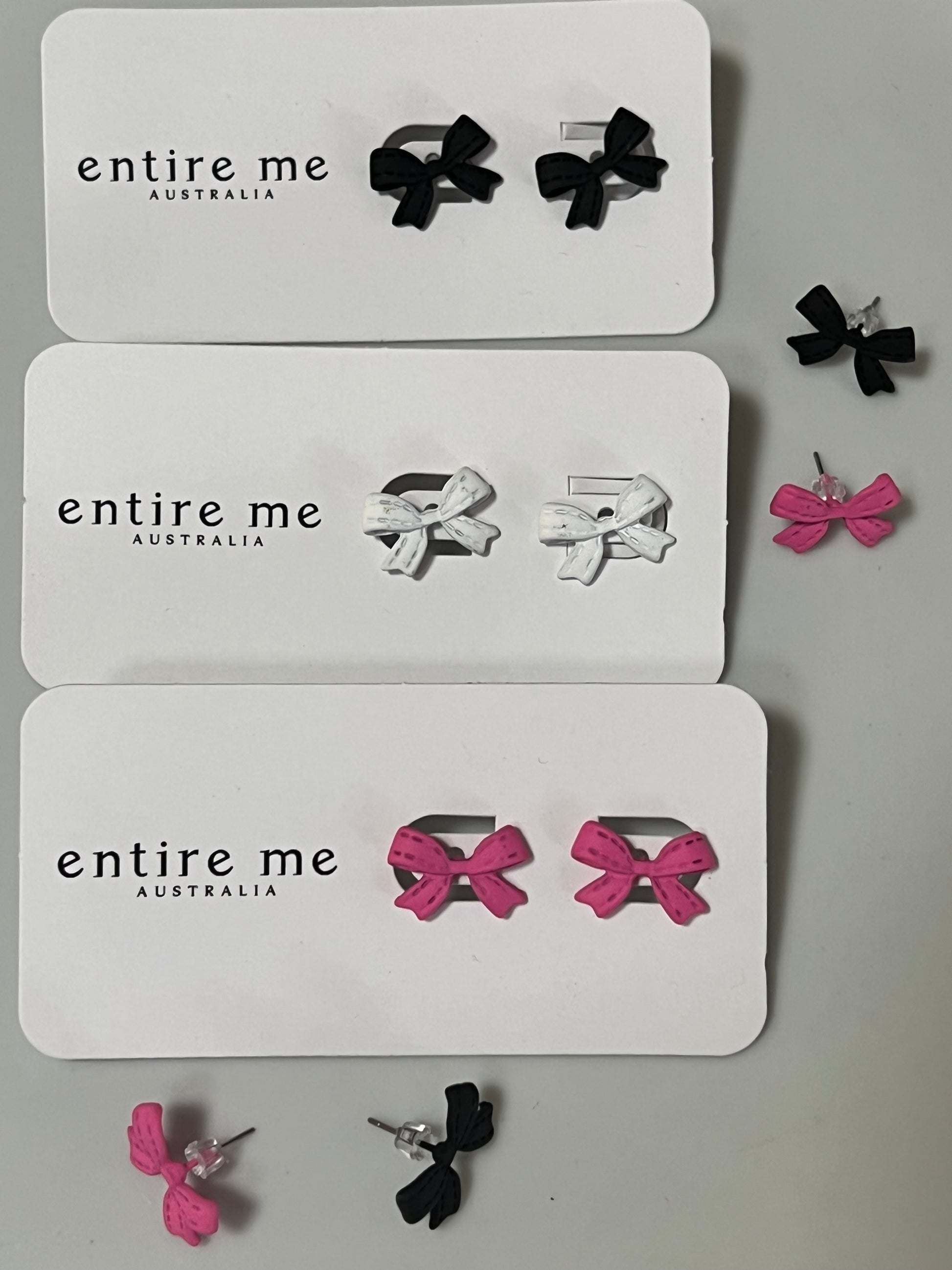 A sweet small Bowtie knot solid stud earring, famine and cute. 