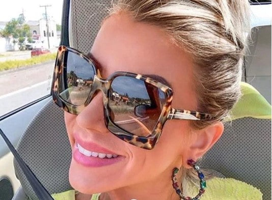 Big is bold! Love our oversized leopard statement sunglasses, that will go with absolutely everything and UV400. All sunglasses are onesized and come with an Entire Me carry case. 