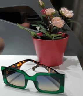 Have some fun with our green oversized square sunglasses. Lightweight and totally on trend! 
