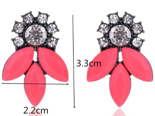 Crystal flower petal stud earring set in vintage black clasping. Very lightweight!