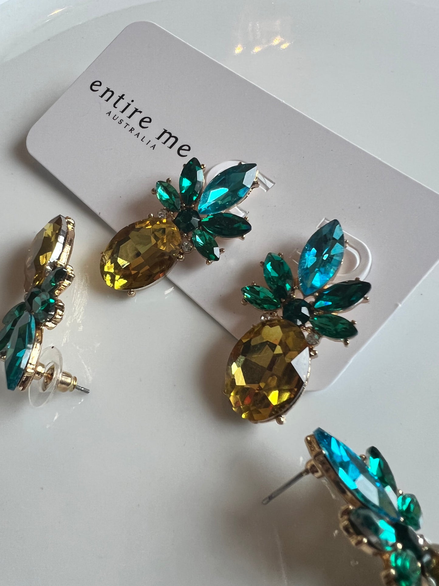 Piper is a delicate pineapple delight statement earring, she's a perfect match for the weekend jeans combo or can add that touch of sophistication to your evening dress. 