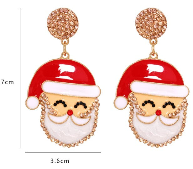 Our gorgeous pearl detailed Santa with stud backing. Let's make your festive outfit pop!