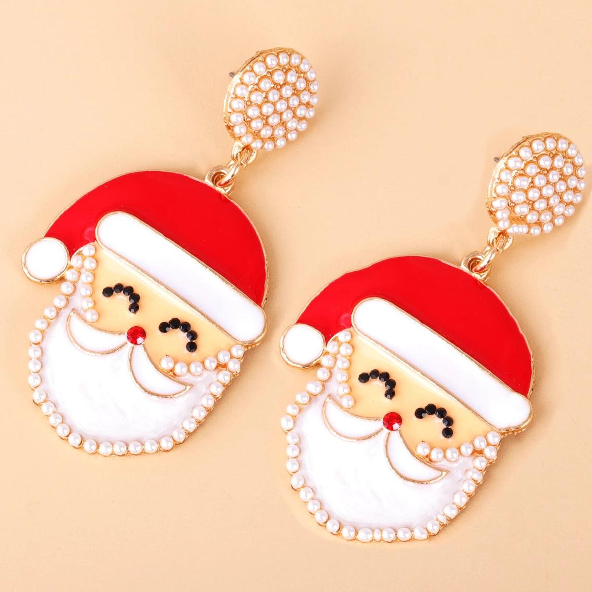 Our gorgeous pearl detailed Santa with stud backing. Let's make your festive outfit pop!