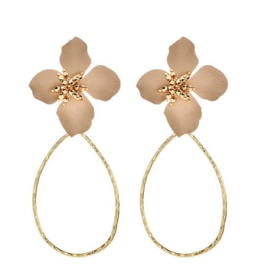 Zayleah Earrings provide a luxurious look and feel, with lightweight flower-shaped dangle earrings in beautiful beige.