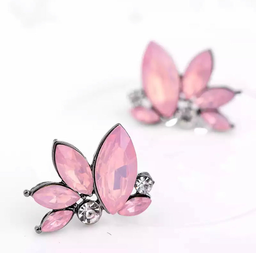 The prettiest little stud when you're wanting to dress up with a touch of colour but nothing too big.