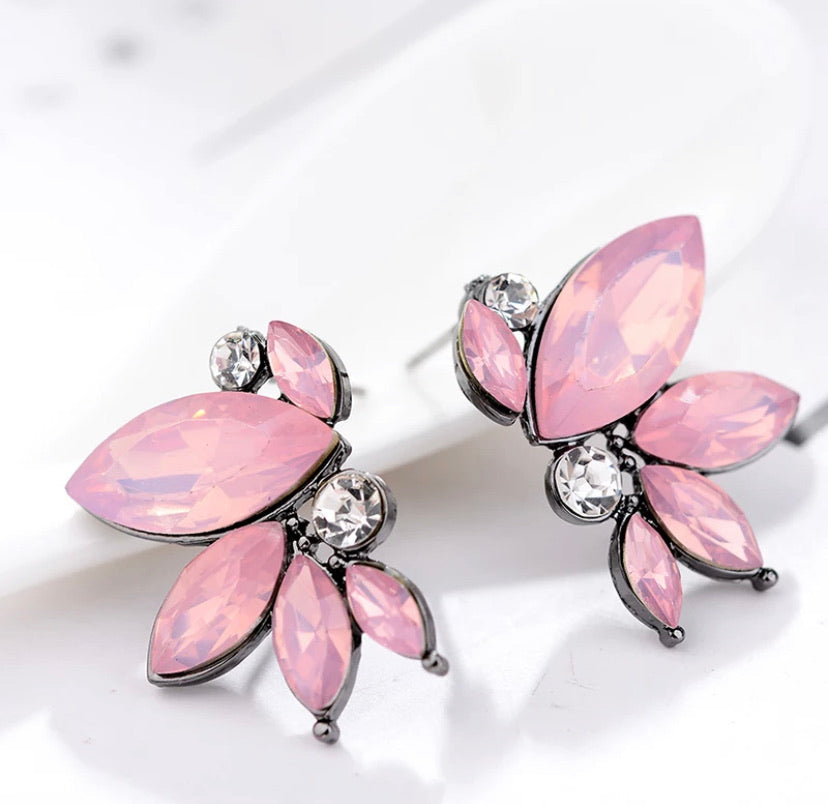 The prettiest little stud when you're wanting to dress up with a touch of colour but nothing too big.