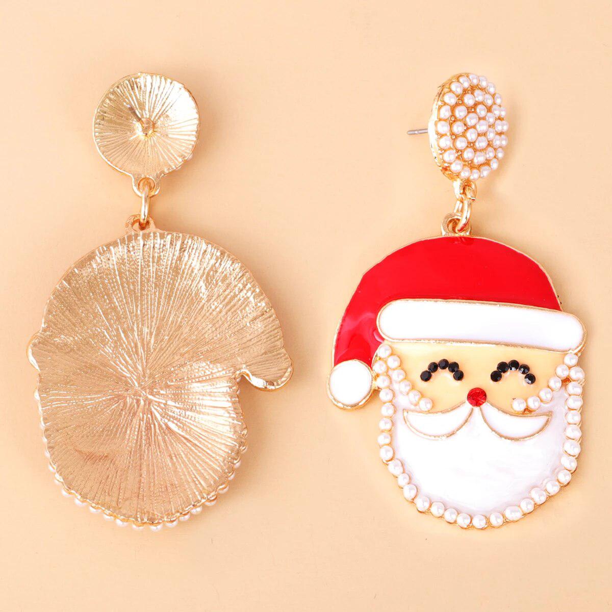 Our gorgeous pearl detailed Santa with stud backing. Let's make your festive outfit pop!